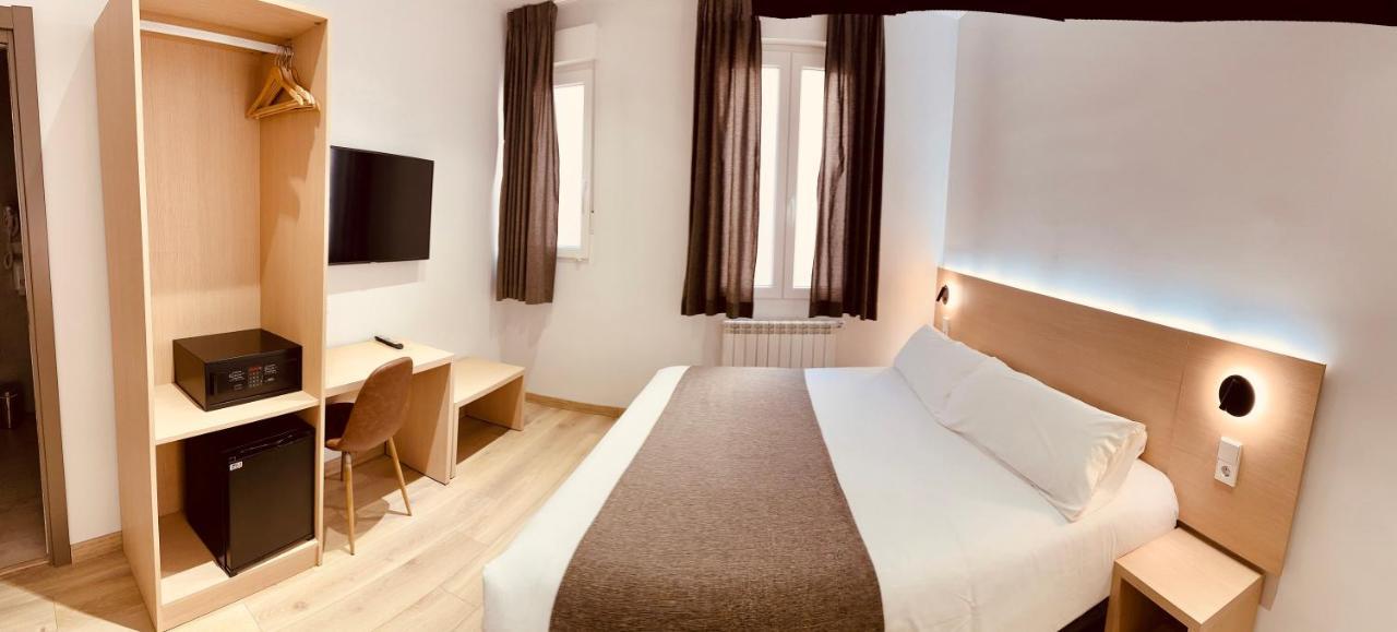 Hostal Abadia Madrid Esterno foto