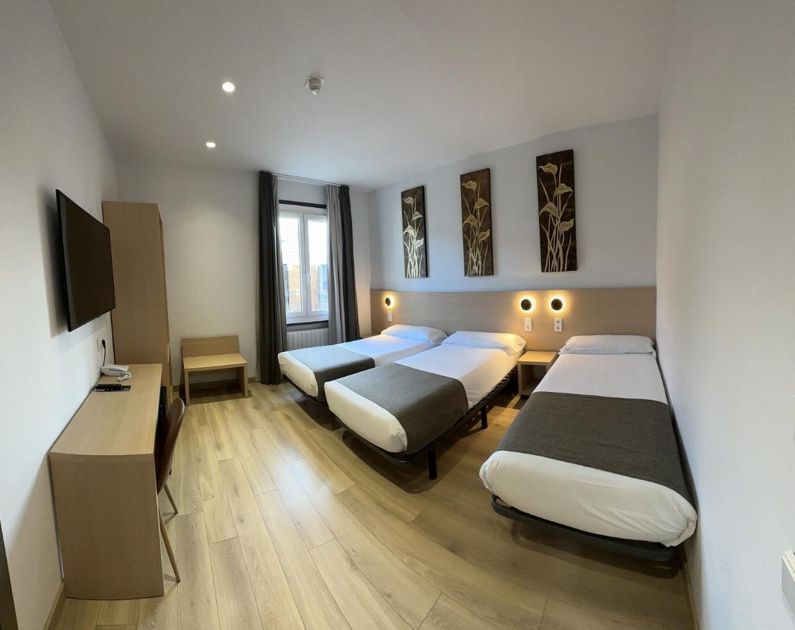 Hostal Abadia Madrid Esterno foto