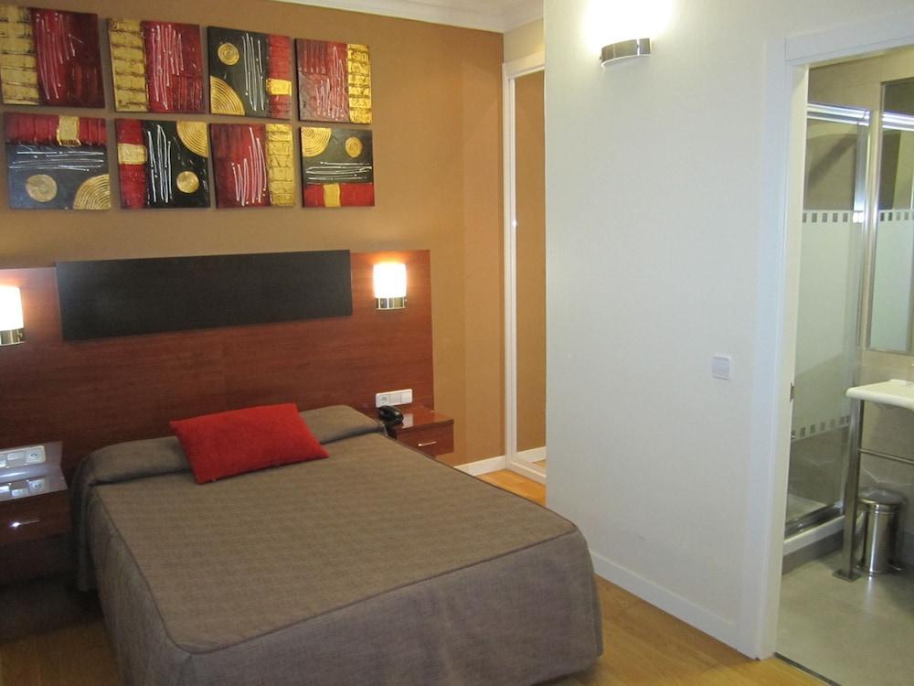 Hostal Abadia Madrid Esterno foto